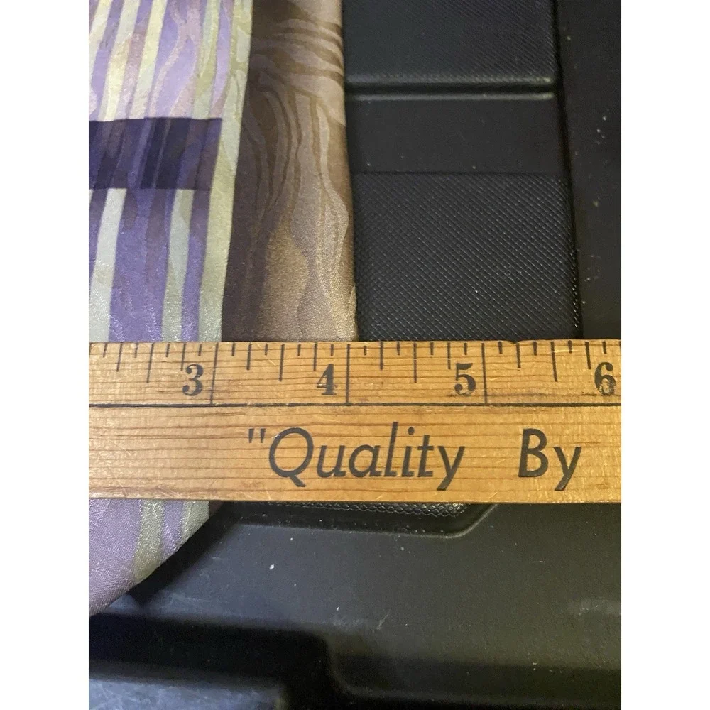 Calvin‎ Klein Tie W/Multicolored Stripes100% Silk Men's Necktie 58